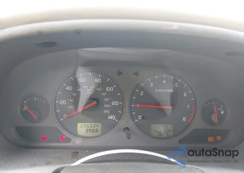 2003 Volvo V40 A из США, поврежденный, VIN YV1VW27593F983502